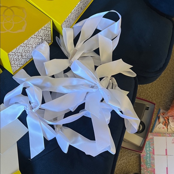 Kendra Scott Yellow Boxes with Turquoise and Cream Bags bows cards - Picture 8 of 8